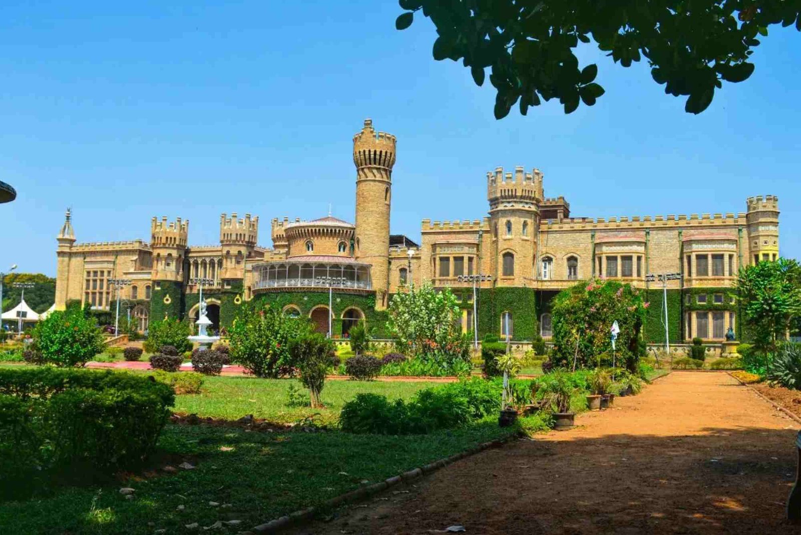mawakeb travel gardenz branch مواكب للسياحة فرع الجاردنز